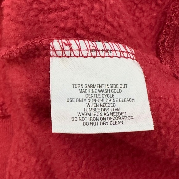 Holiday Editions Women's Red Peace on Earth Dove Christmas Sweatshirt Size Large - Picture 7 of 13